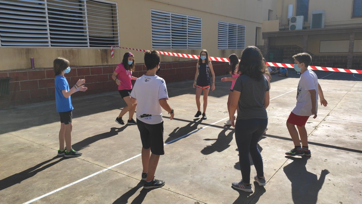 ajbarasona's tweet photo. 🤪 ¿Nos echabais de menos?Empezamos nuestra actividad de verano y estamos encantadas con el reencuentro. 😊 https://t.co/R27kVMFXTz