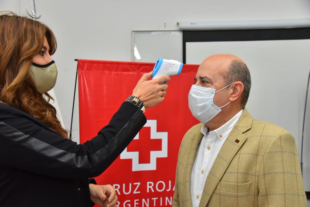 gacanteros's tweet photo. En nombre del @CorrientesGob agradecemos a @cruzrojactes la donación de termómetros para continuar con la asistencia de la emergencia sanitaria. Es un trabajo en conjunto de Nación, Provincia y Municipio con la @CruzRojaArg para seguir cuidando a todos los Correntinos. ¡Gracias! https://t.co/985n2R8G79