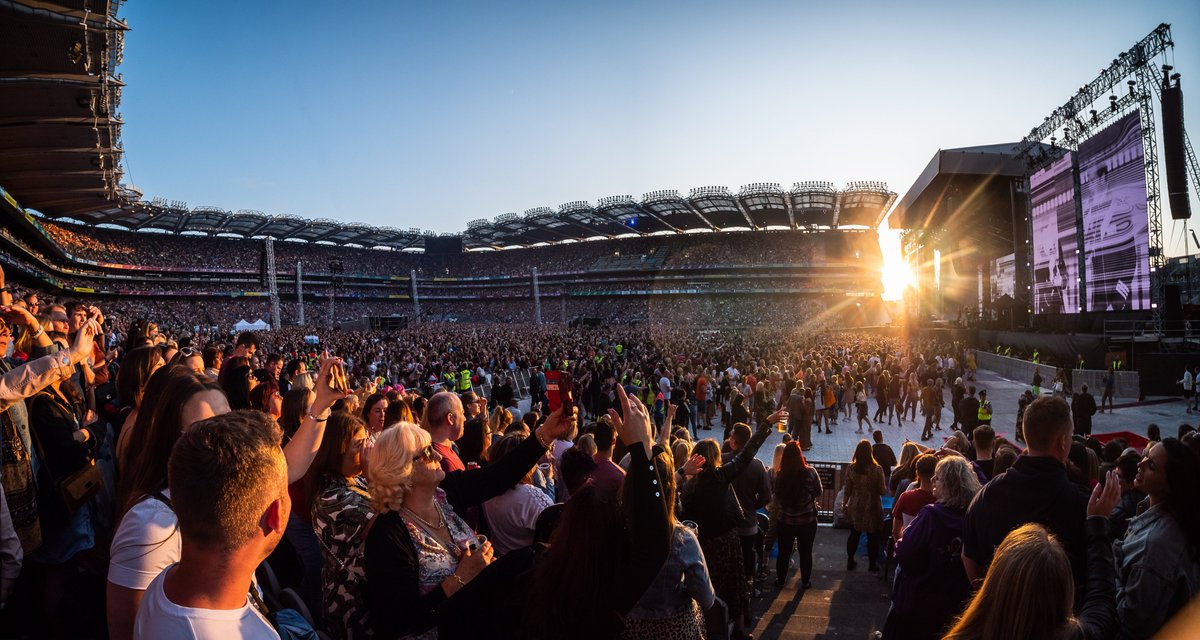 westlifemusic's tweet photo. Croke Park, one year ago! 🙌 Were you there? https://t.co/akAs82yd9a