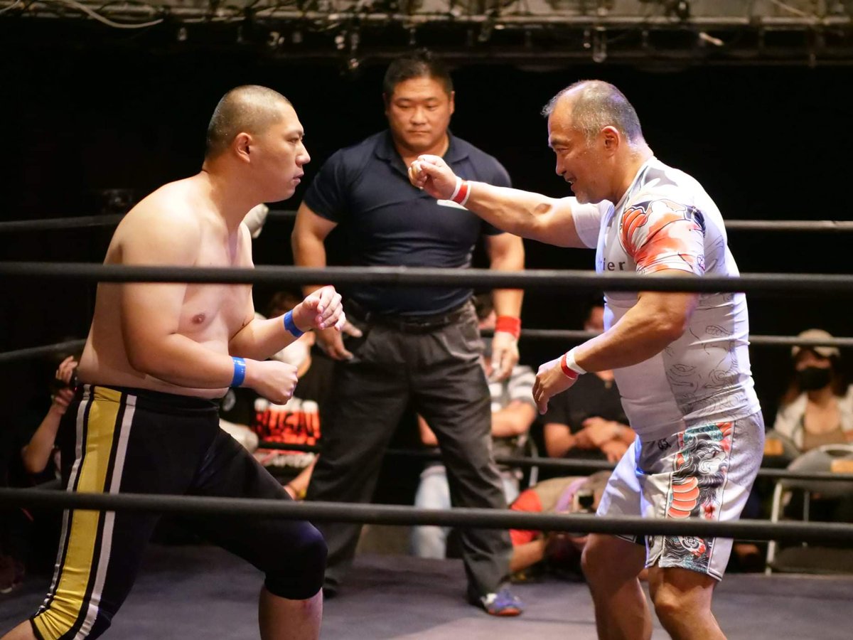 photography_xj's tweet photo. Facebookへアルバムを作成しました(公開範囲(公開)64枚)
2020年7月4日 IMPACT.13 @#王子ベースメントモンスター 大会
<グラップリングルール無差別級5分1R>
中山勝巳 vs ヨーヘイ
https://t.co/Suos11vFka
#IMPACT
#IMPACT13
#20200704IMPACT
#01FBアルバム https://t.co/ocNE6KArb8