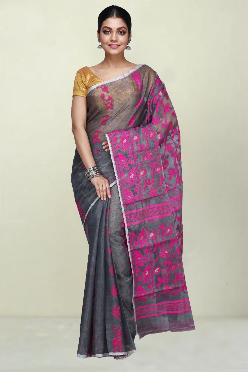 TRADITIONAL REGIONAL SAREES OF INDIA*********************************************6/16**SAREE NAME-- CHANDERI PLACE- MADHYA PRADESH** silk, zari and cotton woven together to make a fabric that is lighter than a feather . it is a see through saree #SareeTwitter