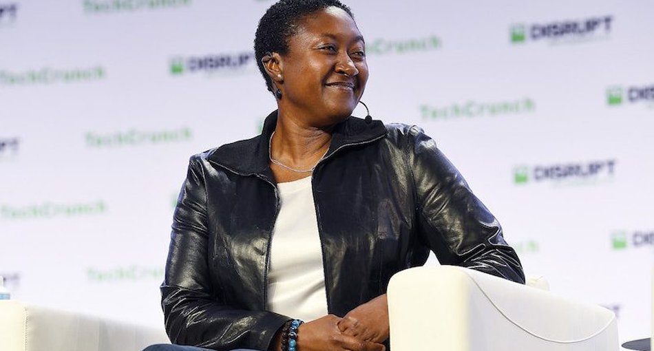 Startup : Qui est la sénégalaise Aicha Evans, CEO de ZOOX ? ⏩bit.ly/3e4F9FQ