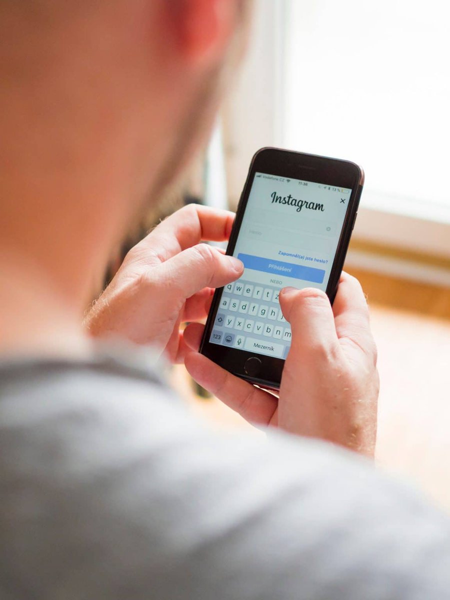 rezz_tech's tweet photo. Why should you use Instagram for business?
https://t.co/WBiqnseVa7
#rezztech #rezztechinc #instagram #IG #smallbiz #smallbusiness #digitalmarketing https://t.co/PgjxmJG7zI