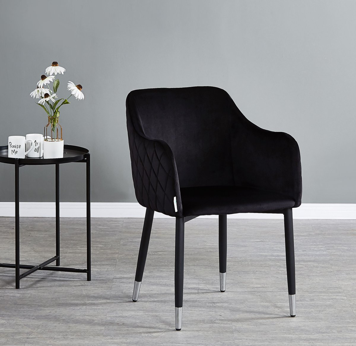 pnhome's tweet photo. πΆοΈ Stunningly Stylish πΆοΈ
Verona LUX velvet chair π https://t.co/lNCRTXk5Mx
#homestyle #interiordesigner #interiordecorating #homefurniture #furnishing #instafurniture #moderndecor #bedroomideas #homedesign #homeideas #interiorstyled #interiordesigntips #MyPNHome #PNHome https://t.co/nT8Zngjj9b
