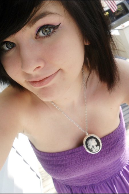 i was going through some old snorl4x classics and guys.... i was trying SO HARD to be cis lol. i&rsquo;d figured<a href="/tag/mvsales"class="tags"><span>#mvsales</span></a>