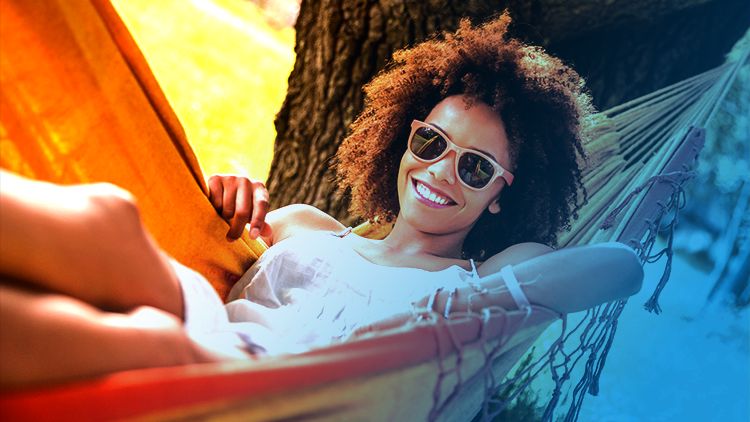 USEagleFCU's tweet photo. With summer in full swing, make sure you are looking stylish while protecting your eyes from the rays. Get access to fantastic offers from top sunglasses brands when you get The Perks: https://t.co/OVfmjPTgKN
#PeopleMeanMore #GetThePerks https://t.co/7m0PWF174m