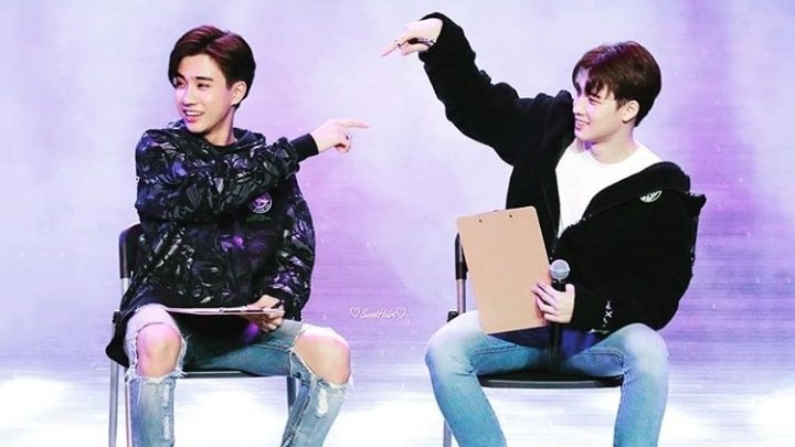 guuktaekoo's tweet photo. 💚❤🖤💙
The two babies and their babies🥺😍💕
#PerthSaintSation
#TRIGON
#2Wish
#2Kiss https://t.co/eHcQpToO4D