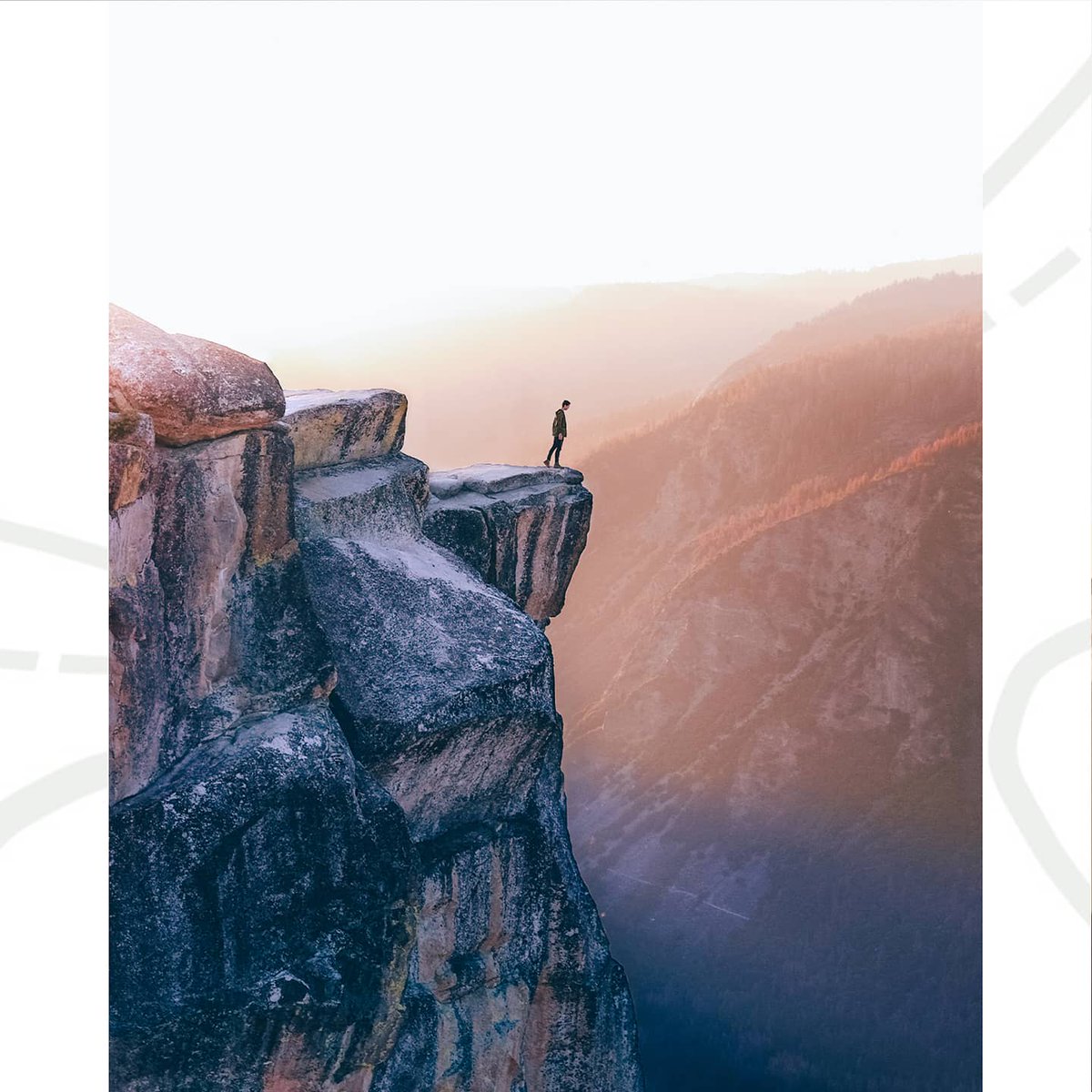 MenoftheEarthfr's tweet photo. One of the first conditions of happiness is that the link between Man and Nature shall not be broken.
- Leo Tolstoy
#Nature #MenAndNature #MenStyle #MenBodyPositivity #MenLifeStyle #Menswear #MenoftheEarth https://t.co/CZdP6CX4Dz