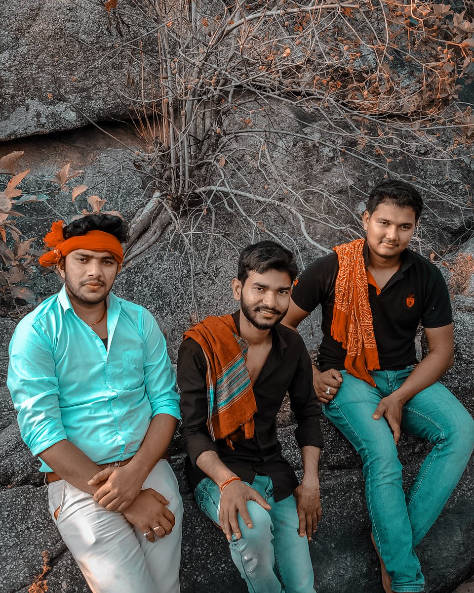 Piyushaur's tweet photo. Bihari swag😄😄 https://t.co/eJfeoaGjmE