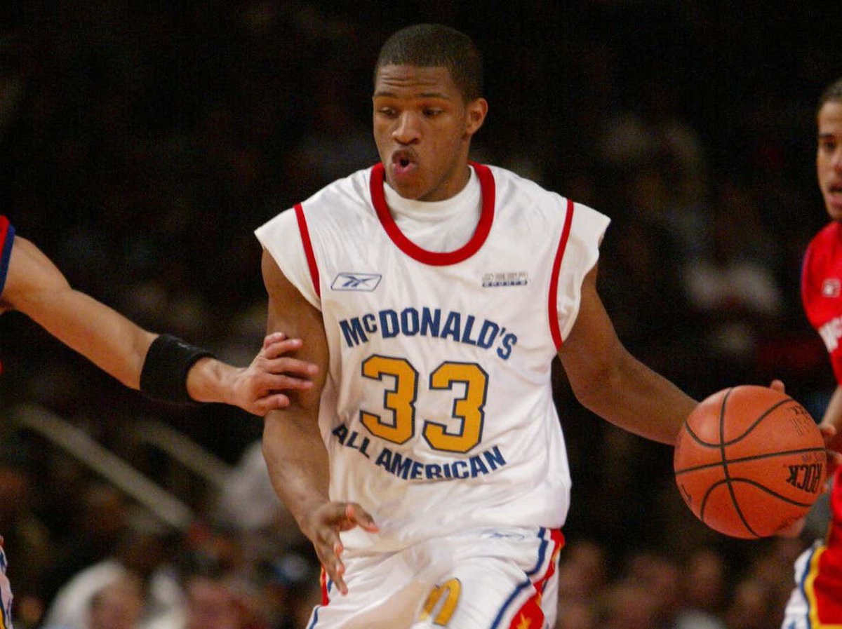 stooltrips's tweet photo. Who Is The Best High School Athlete You Ever Saw In Person?
https://t.co/NjEPBbSyjS https://t.co/GVPF3R1gPN