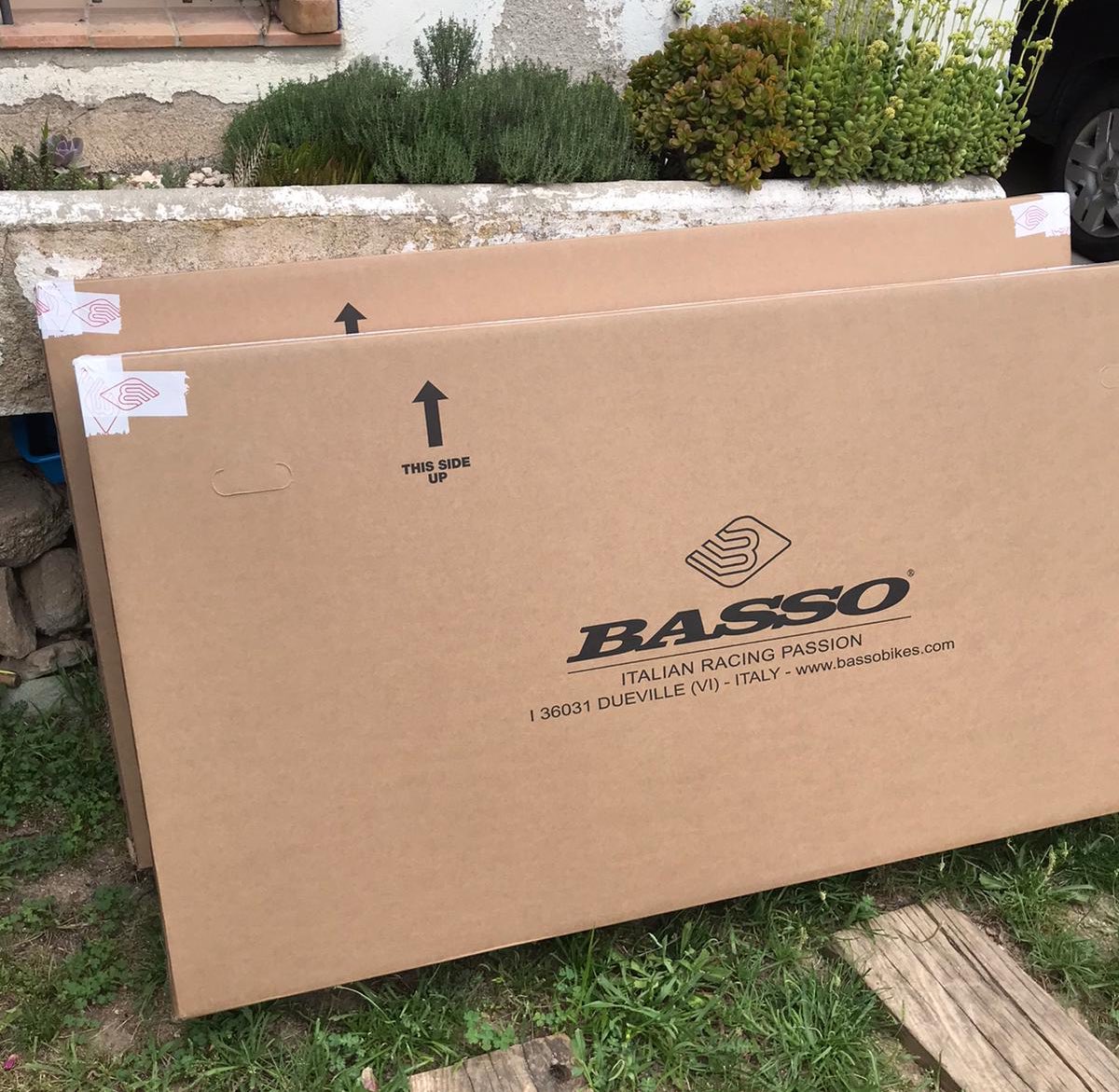 ccvolata's tweet image. Nos han mandado cositas desde Italia de @BikesBasso para irnos de ruta... ✌🏼
#thissideup #ciclismo #experiencias #turismo #rutasciclistas