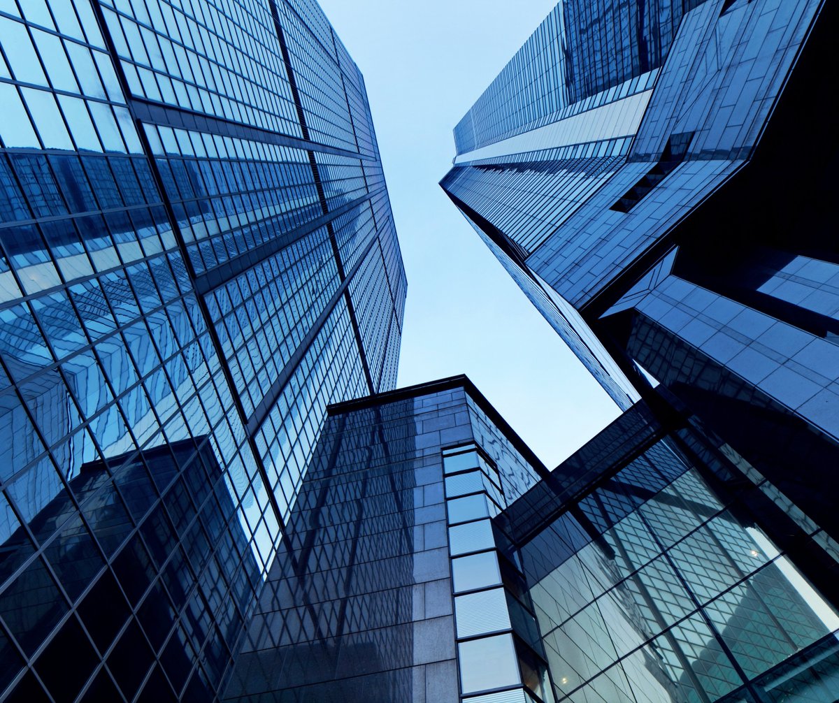smartwattinc's tweet photo. A recent report from the @ACEEEdc calls for cities and states to mandate retrofits of inefficient buildings by requiring them to meet standards that cap their energy use/#carbonemissions - a policy that ten leading jurisdictions have already adopted. https://t.co/rGArdaffAZ https://t.co/QoczBnEIGX