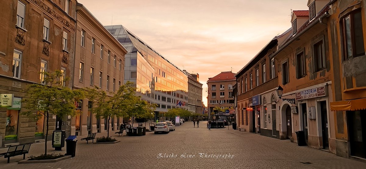 #nokia7plus #mobileshot #sunrise #building #buildings #travel #cityphotography #city #zagreb #croatia