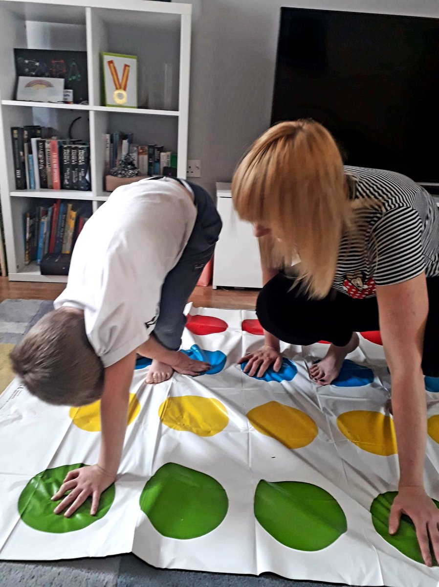 Sylwia21265367's tweet image. Lovely afternoon makes me full positive vibes ♥️😊 Warm up with my little and next just go and run 😊 #familyplayandfun #goandrun #PositiveVibes