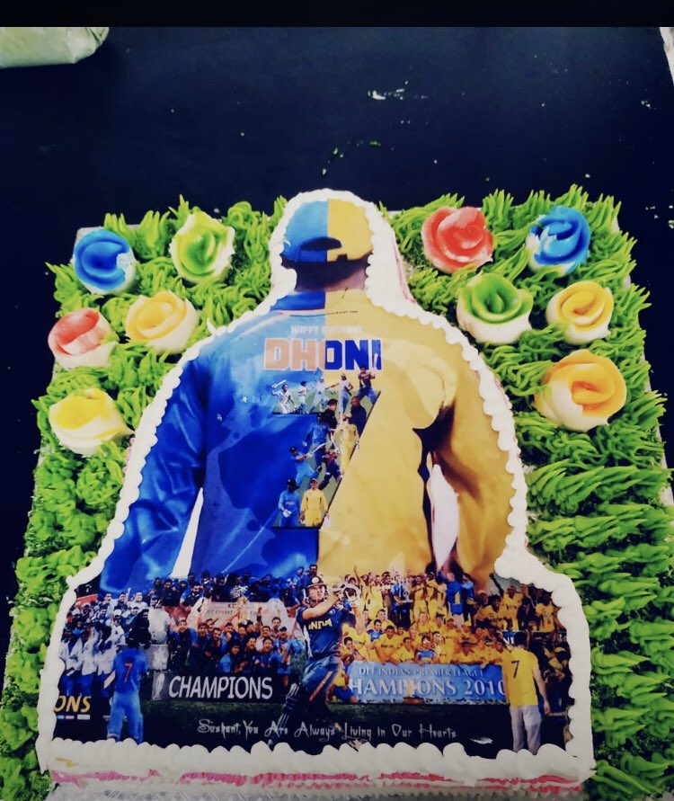 Cake cutting by Msdians #HappyBirthdayDhoni  @msdhoni