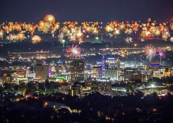 claypanzeri's tweet photo. Fireworks are illegal without a permit.. 

Boise: bet https://t.co/BSz943lTi7