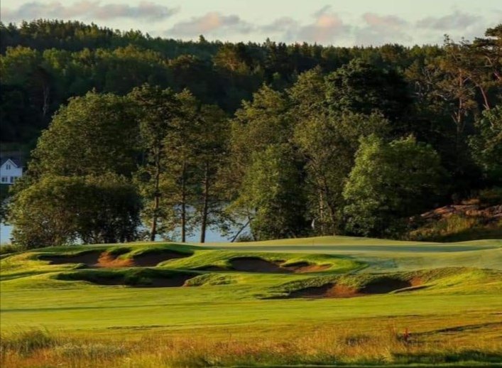 DuraBunker's tweet photo. Alands GC Finland opened 4 play last week Couldn't b there hoping 2 make it 4 grand opening in 2021 A special place &amp; amazing project 2b part of bunkers of synthetic edging &amp; rubber crumb liner awesome design by @SVVgolfdesign &amp; construction work led by Nelson&amp;Vechio #wawfactor https://t.co/TjPWTup9mh