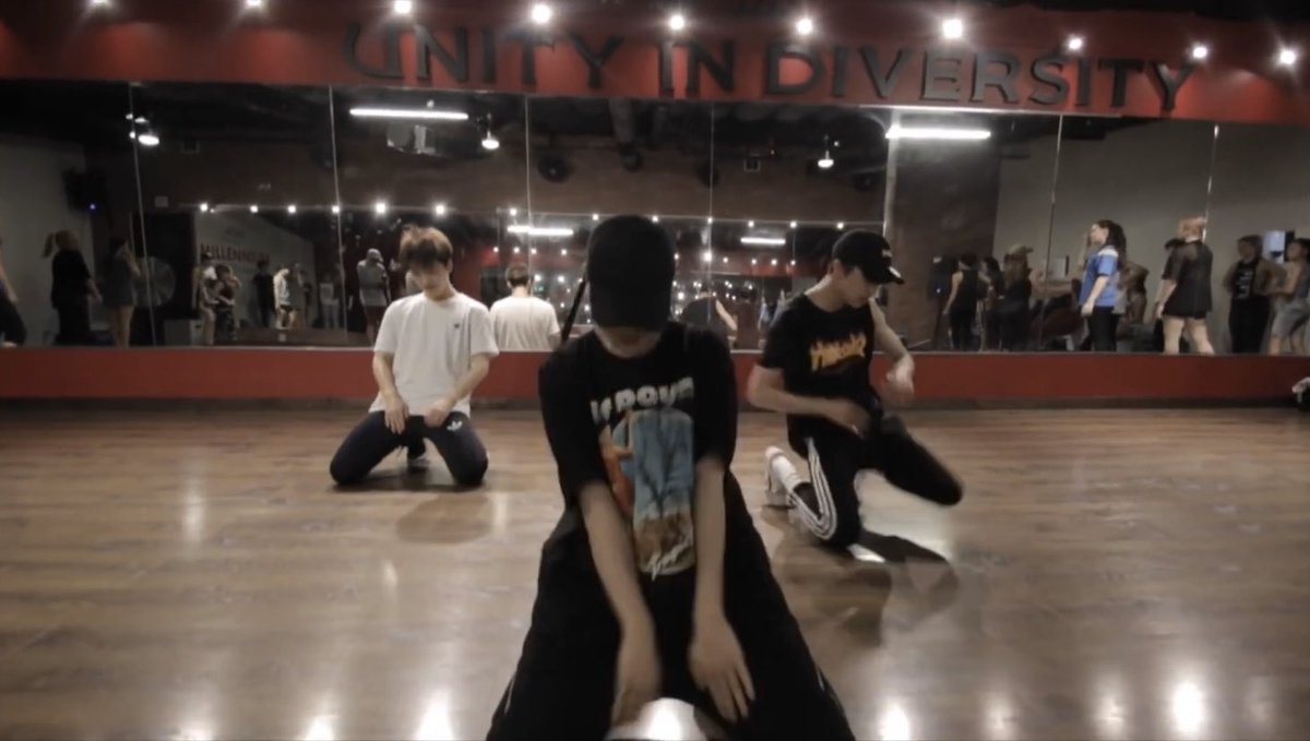 He and the rest of the performance unit always go to different dance workshops, even outside of the country (like in Japan or the US), in order to improve in their craft. Examples of which are how Hoshi started learning acrobatics, or even Minghao exploring contemporary dance.
