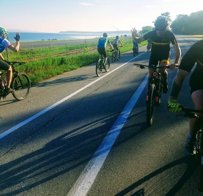 kolotc's tweet photo. ICYMI: Jenema is in yellow and just three riders have a real shot at the win after Stage One. Still a lot to ride for this week, though, as the Mountains Classification heats up: https://t.co/X3qNZFassZ
#kolotc #traversecity #tcmi #cycling #bikelife #MTB #fakeracing https://t.co/BFfBmFVAot