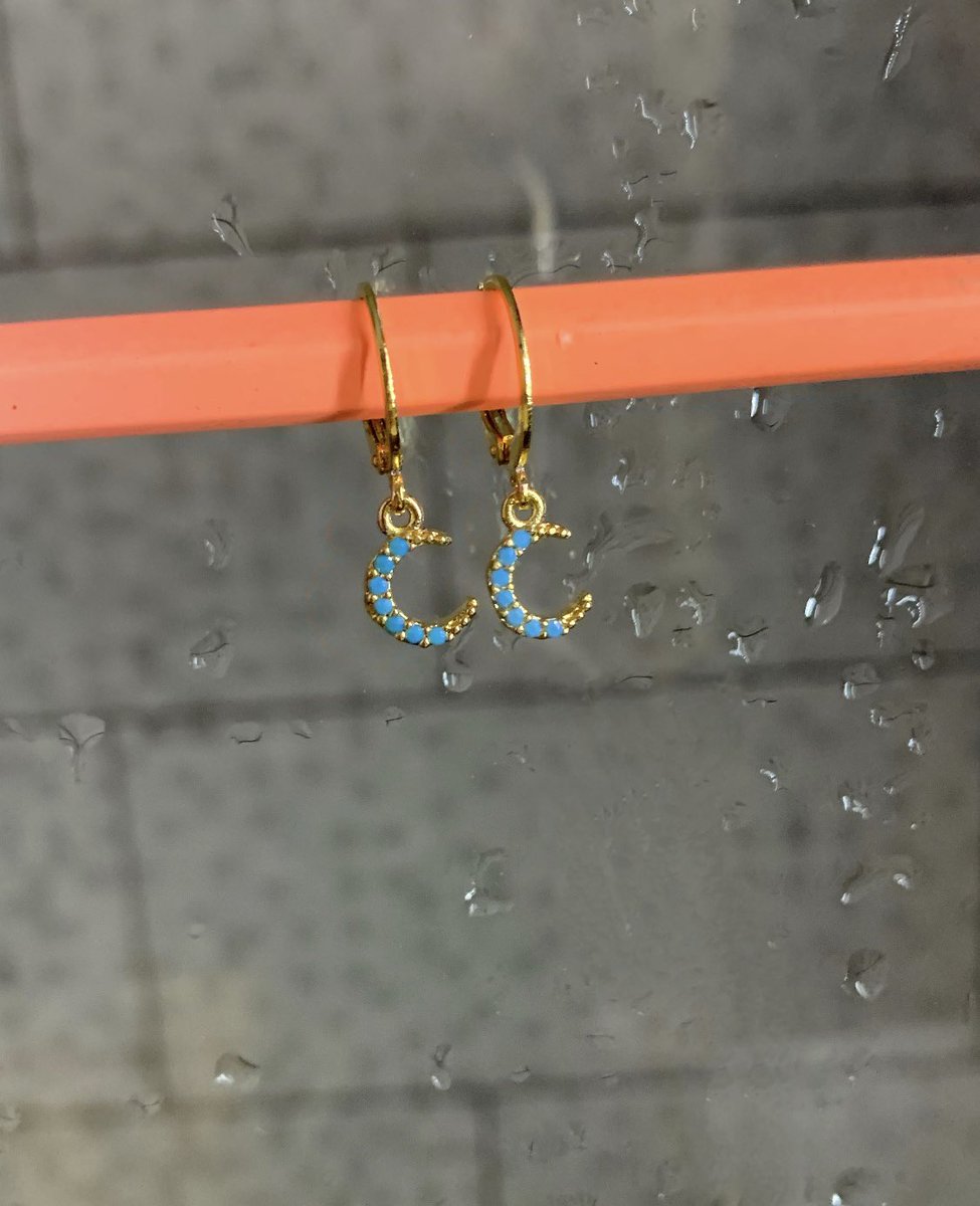 CollectionsGem's tweet photo. Pre order these beauties with only a week dispatch delay #jewelry #jewellery #smallhoops #goldhoops #moonearrings #moonhoops #turquoise #turquoisejewelry #bluebeads #bluemoon #goldearrings https://t.co/dXIvyQX8TC