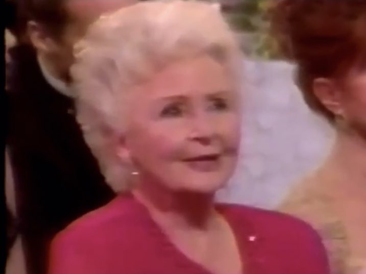 Jarlena Wedding parallel number one. Alice in the same front row seat in 1986 and on this day 1999   #days  #Jarlena