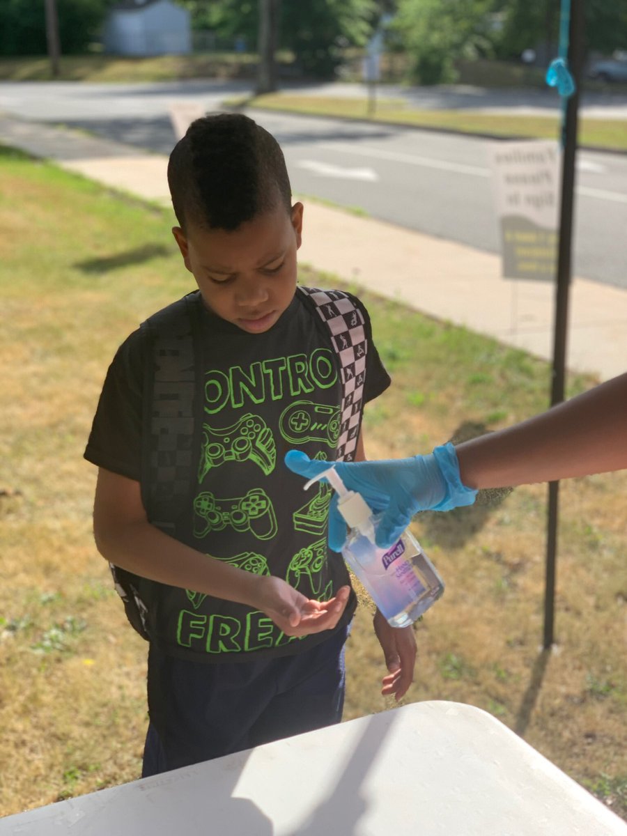 wpsofcp's tweet photo. Camp Tree House following guidelines and taking precautions. Daily routine for students and staff. Seats still available https://t.co/I9v44f9fYM
#safetyfirst #funsecond #summercamp2020 @WPSwindsorct https://t.co/QOCAUM5K5r