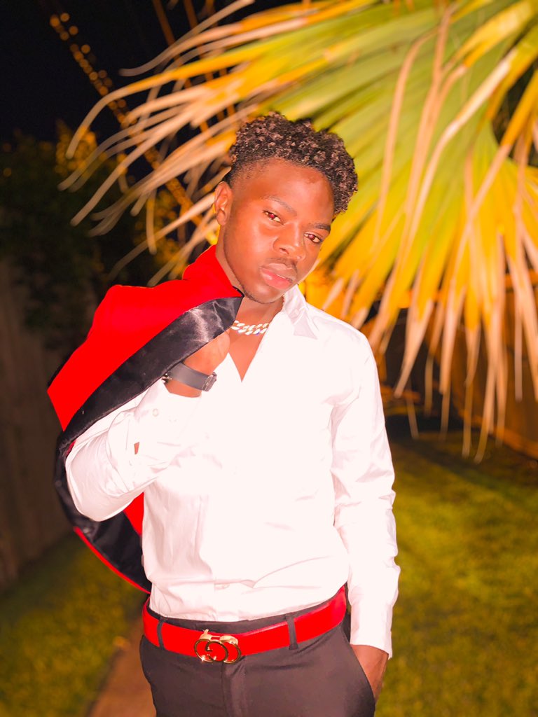 raymond65208994's tweet image. Don’t give up on something you need to get day to remember 🌟🌟👨‍🎤👨‍🎤👌 @ray-Mond #Ray-Mond :Ray-Mond :CEO :FLYENT #FLYENT @FLYENT :🇺🇬:🇺🇬