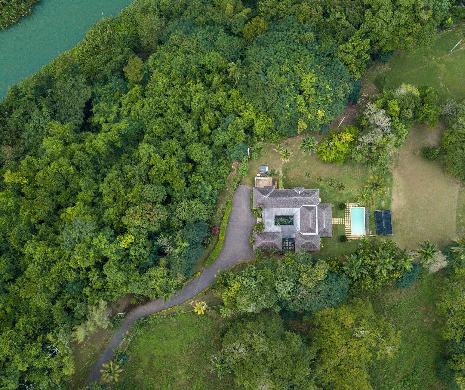 SarahOttey's tweet photo. PROPERTY FEATURE - Pleasant View Villa, For Sale in Great River Private, St. James, Jamaica - https://t.co/y0d7bmMax6 https://t.co/ywzwojFqsl