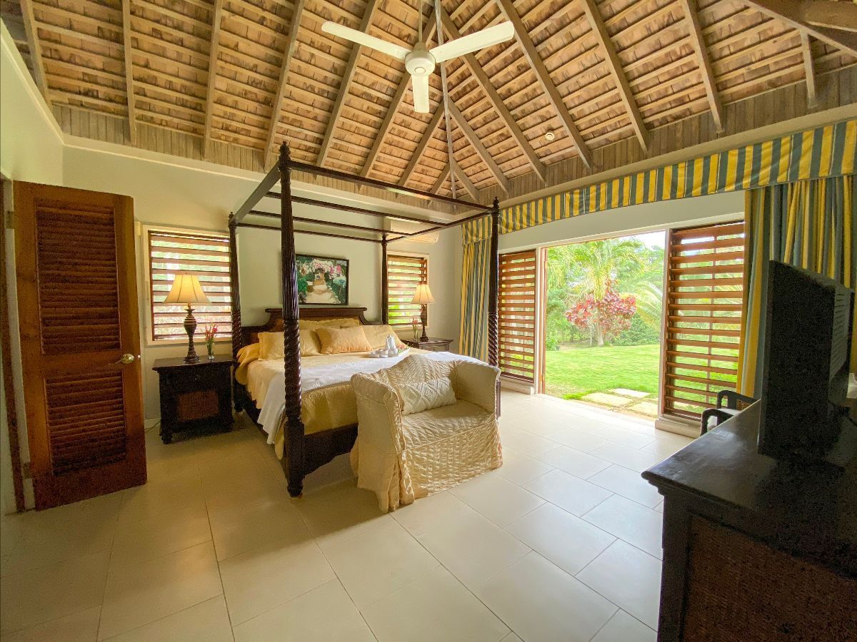 SarahOttey's tweet photo. PROPERTY FEATURE - Pleasant View Villa, For Sale in Great River Private, St. James, Jamaica - https://t.co/y0d7bmMax6 https://t.co/ywzwojFqsl
