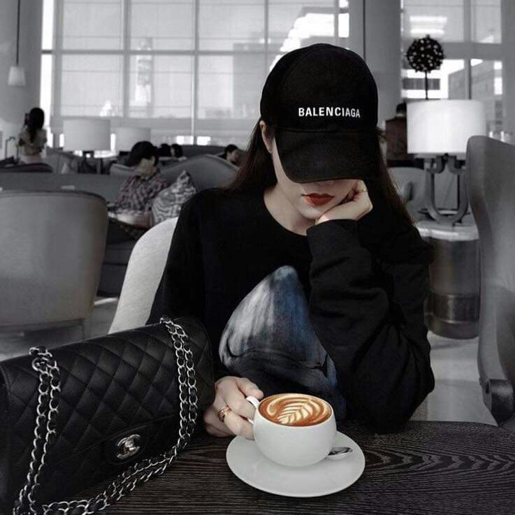 badam_o's tweet photo. Өөдгүй бодол өөрийг тань гутаах
Өөдрөг бодол өөрийг тань өнгөлөг болгох.. https://t.co/QjhAd5BCHR