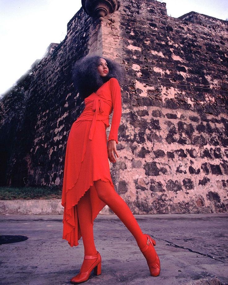 Pat Cleveland. She appeared on the cover of Vogue in 1970. She relocated to Paris and became a household runway model for Chloé. She also walked for YSL, Mugler and DVF and stated that she would not return to the US until another black model appeared on US Vogue.