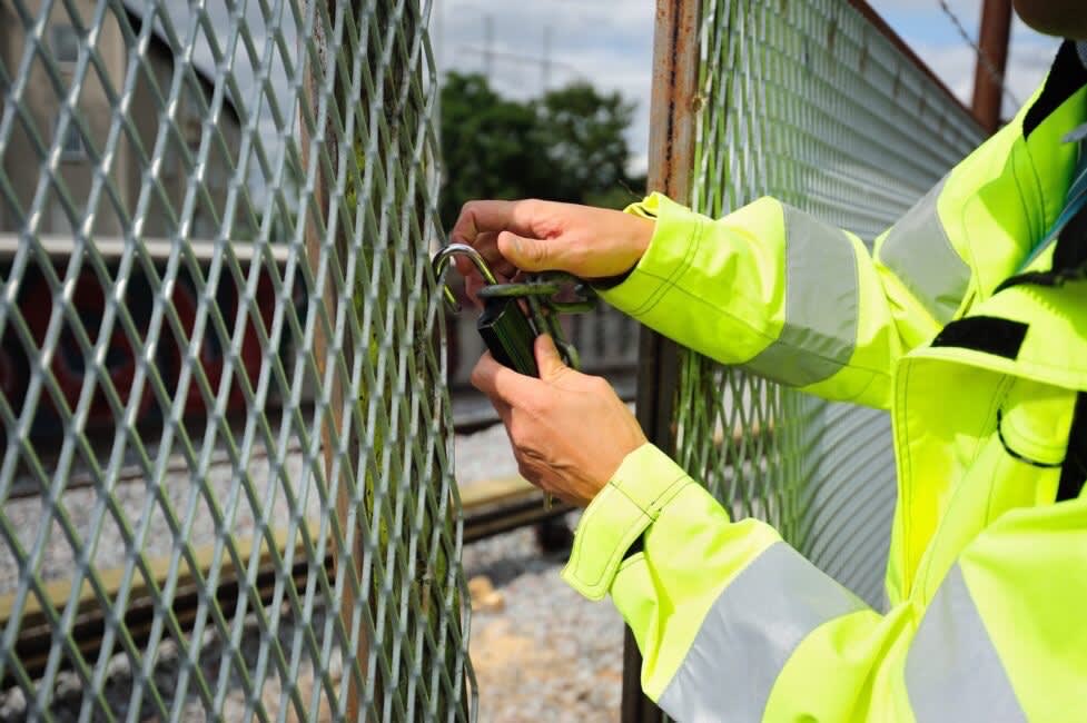 2015Security's tweet photo. #securityservices #sitesecurity #securityguards #securitysystems #securityofficers #securitycompany #guarding #guards https://t.co/BJ4s4YVEcM
