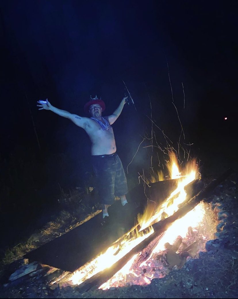 KingOfStatusB's tweet photo. Fourth of July !! #KingsOfStatus #CampCactus #KingB https://t.co/N7ZlSCd7z9