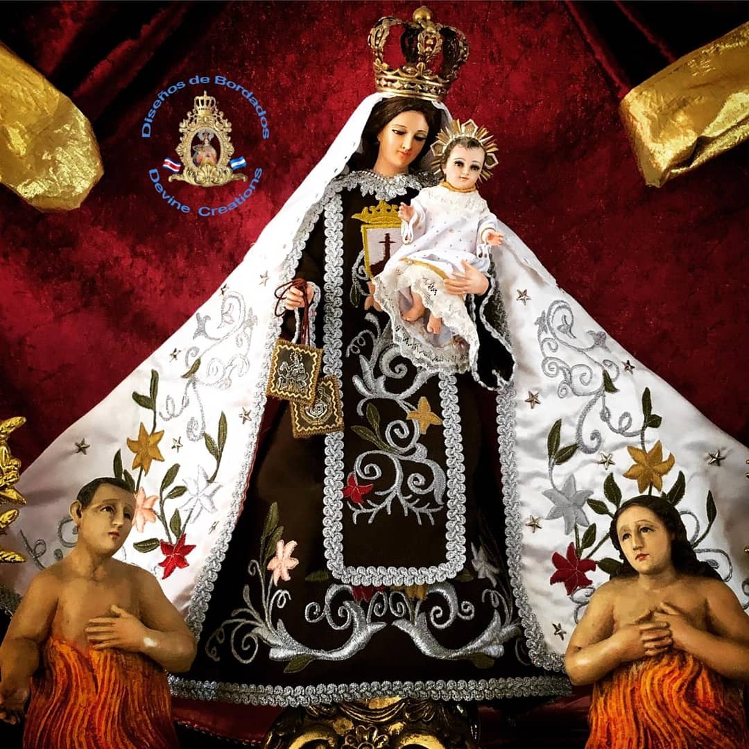 DEVINECREATION9's tweet photo. CONFECCIÓN DE TÚNICA  MANTO y PETO BORDADO  PARÁ IMAGEN DE VIRGEN DEL CARMEN DE 50 CM
ENTREGADO EN : SAN RAMÓN DE ALAJUELA COSTA RICA
GRACIAS POR CONFIAR EN NUESTRO TRABAJO.
     ✨EDGAR RODRÍGUEZ ✨
#WhatsApp :+50671330288🇨🇷
#Celular :+50589023872🇳🇮
#AbrahamMolina Diseñador https://t.co/lgOnuM6uZa