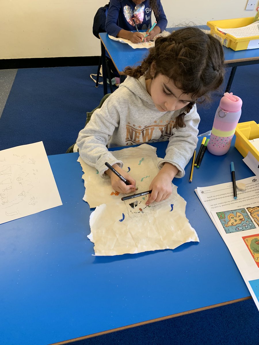 deb lowe tweet media