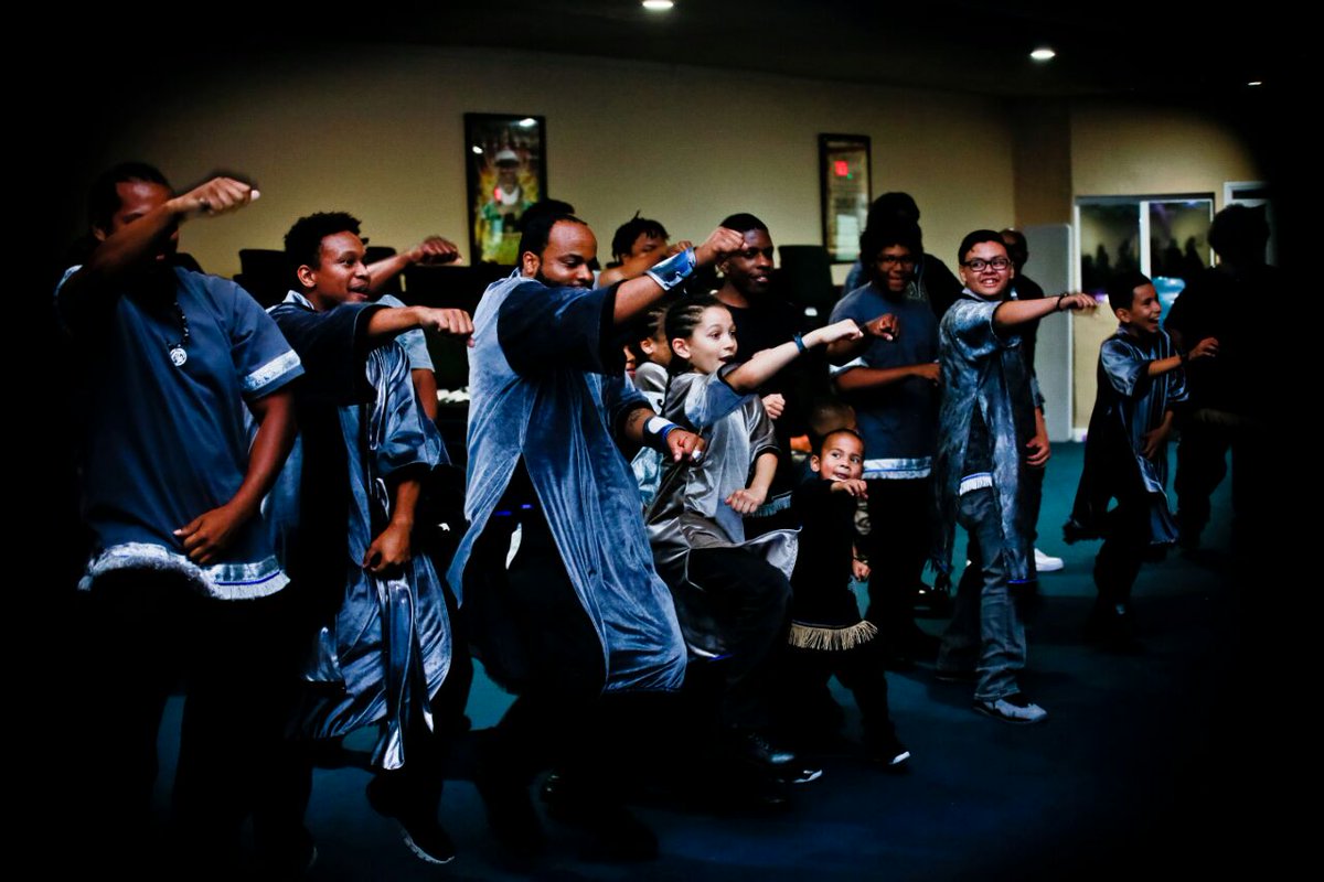 iuiclosangeles's tweet photo. Happy New Moon everyone! We work hard, we play hard! It's a great feeling to keep God's laws and be in the company of true, faithful family!

Psalms 133:1 "[[A Song of degrees of David.]] Behold, how good and how pleasant it is for brethren to dwell together in unity!" https://t.co/ZhTfC6ZadR