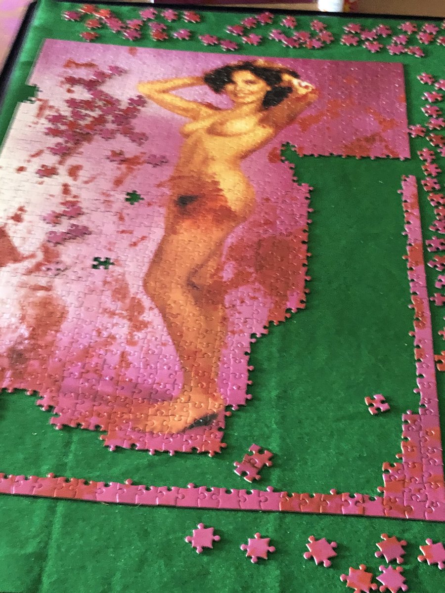 beernut1's tweet photo. Okay time for the weekly @messeduppuzzles update for the #Pieces puzzle, while I have added more all the similar colored pieces keep slowing me down #SoMuchPink but still having fun working on it! I am hoping to finish in the next week or so but we’ll see! #JigsawPuzzle https://t.co/qdLNq3xJXR
