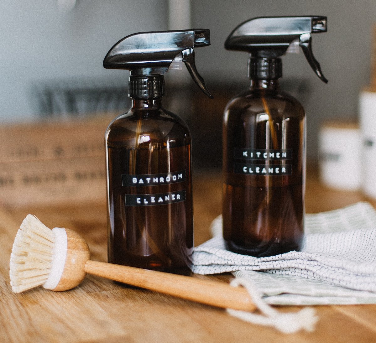 Did you know we've got a fool-proof all-purpose cleaner recipe? It’s made in only 3 steps, with just 4 natural ingredients! Plastic-free cleaning has never been so enjoyable. 

kitenest.co.uk/blog/2020-07-0…

#plasticfreejuly