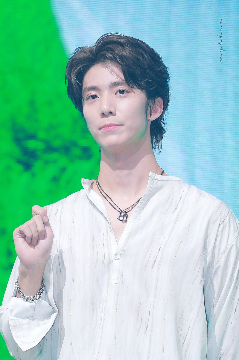 200706
💙

#SF9   #휘영 #김영균 #HWIYOUNG
