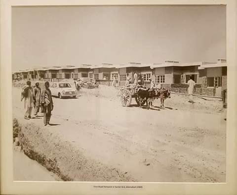 NazeeaJabeen1's tweet photo. Islamabad G/6 in 1969. https://t.co/com6algQaR