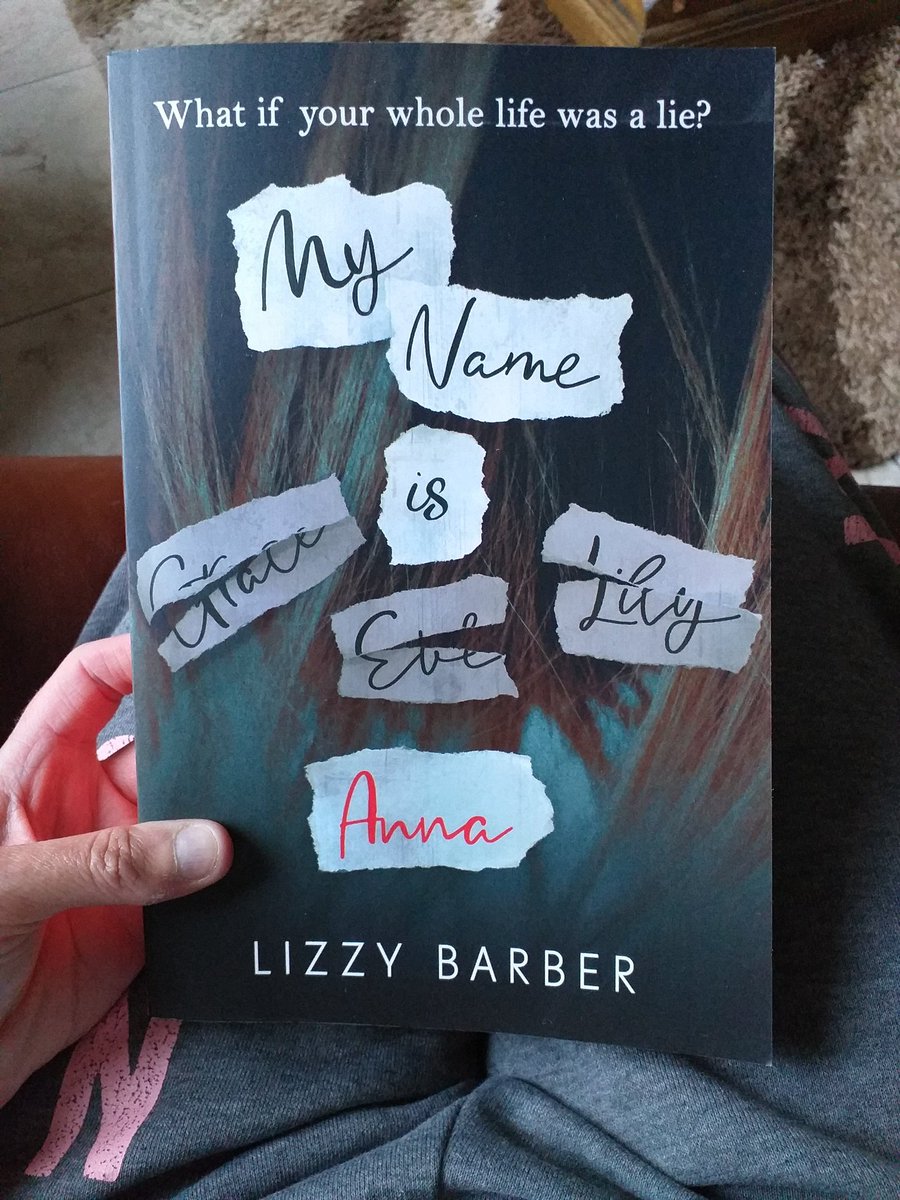 CelesteMcCreesh's tweet photo. Another evening, another book to start, picked up from the TBR pile which I've had for so long, in the form of #MyNameIsAnna by @ByLizzyBarber, really looking forward to reading this one @Rachel90Kennedy @PenguinUKBooks @Century @PenguinIEBooks @ClionaLewis 👌👌 https://t.co/FGZg3rd8iT