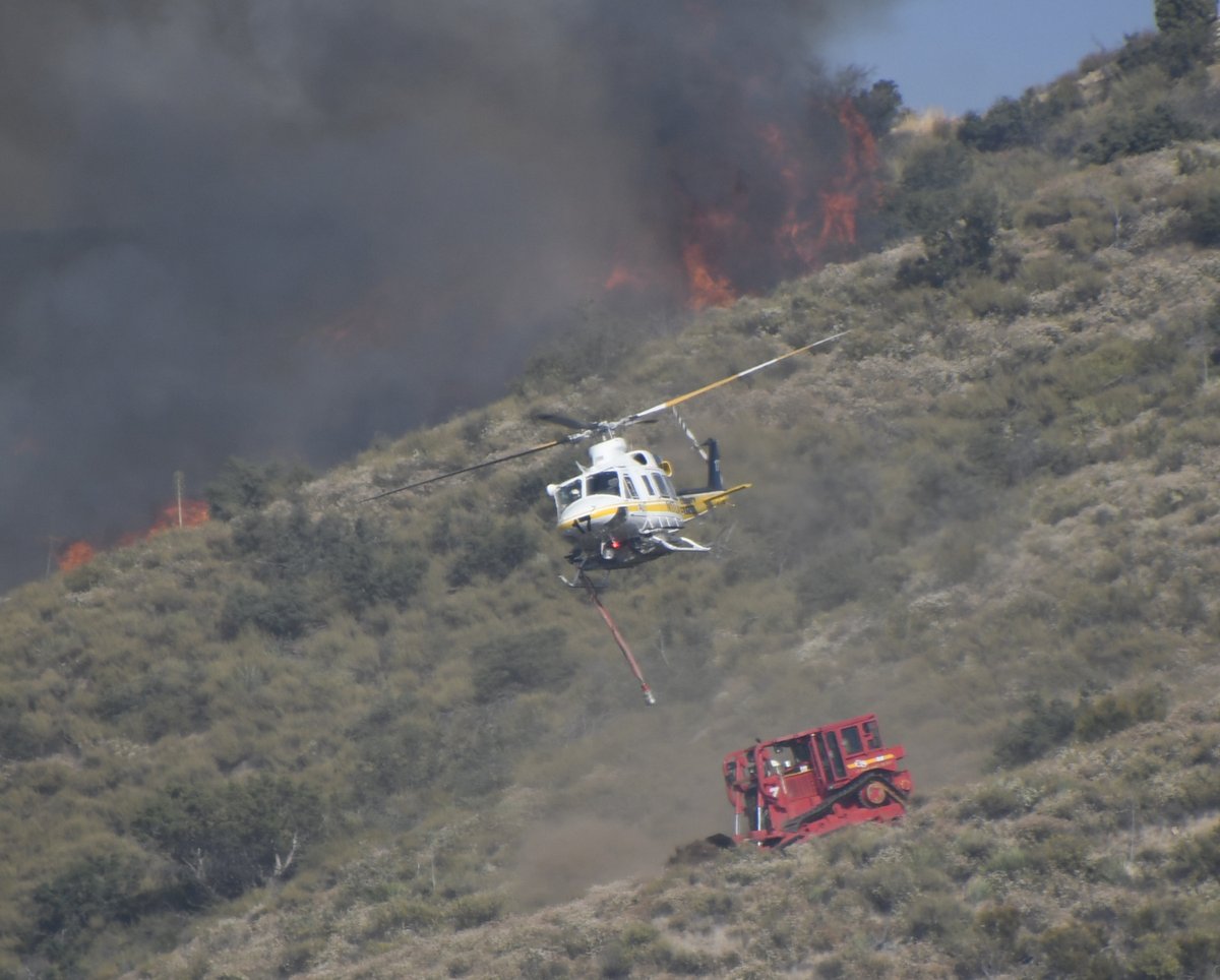 L.A. County Fire Department tweet media