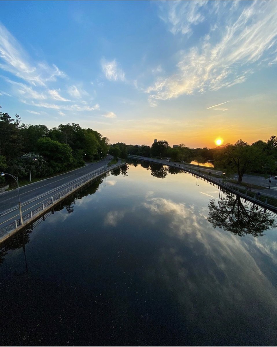 Ottawa_Tourism's tweet photo. Check out these cool pics from our first virtual Instameet with @igersottawa, with the theme: Waterways! 😍 Want to join in on the #VirtualMeet613 fun? Find out how 👉 https://t.co/UAbqDDrO6l #MyOttawa

📷 james.peltzer
📷 passportunities
📷 celinalex_ru
📷 aprilrainsphotography https://t.co/wbpUXvuljI