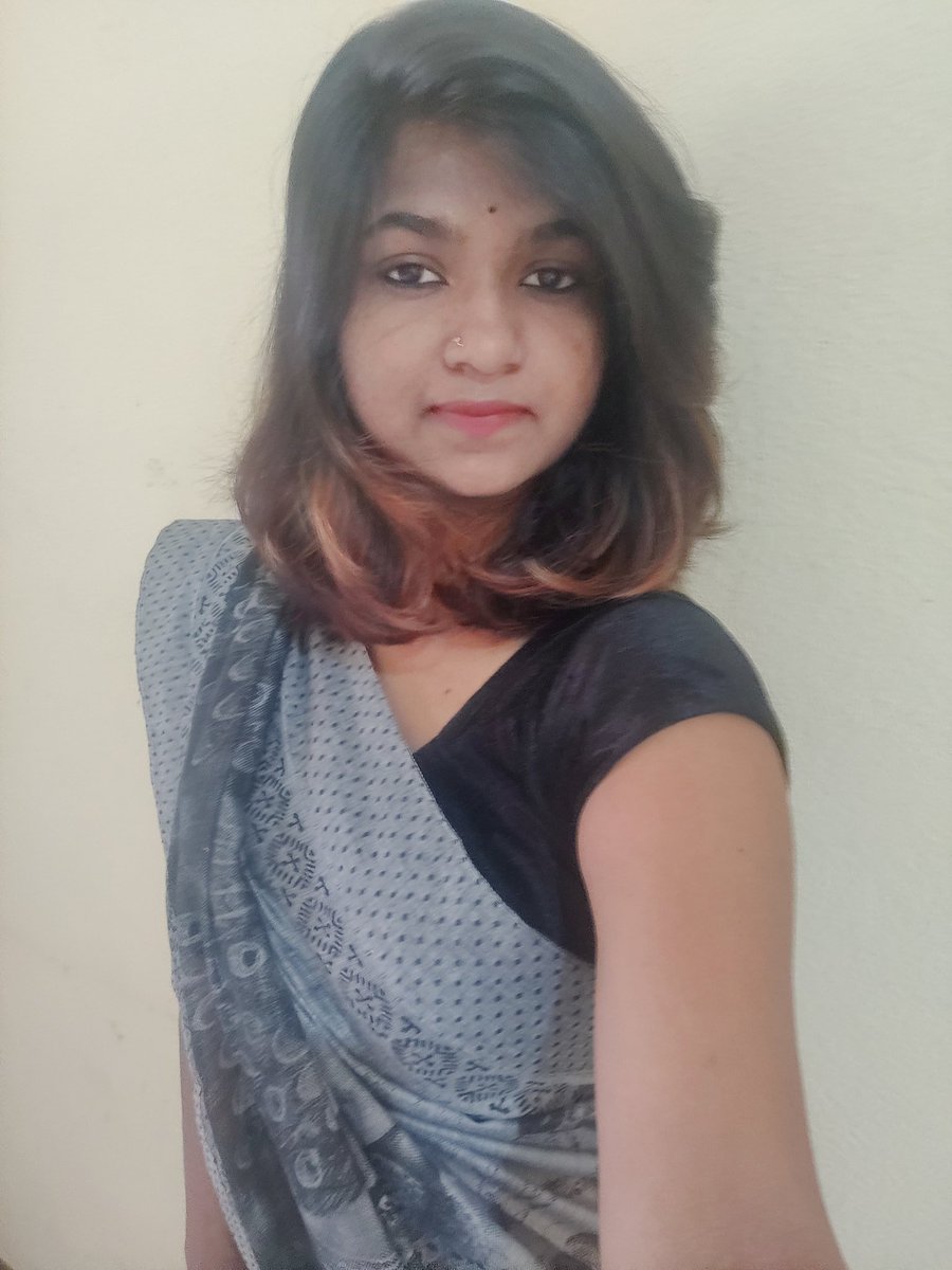 Awari73841106's tweet photo. My Forever Love#SareeTwitter https://t.co/mL3ezDdS7K