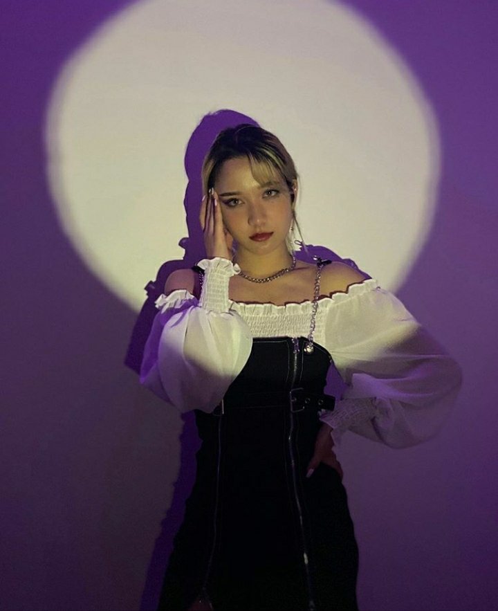 funfackt's tweet image. Chunseo is  half Filipino and Spanish