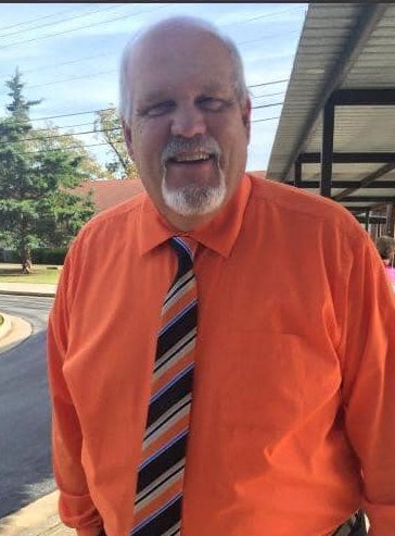 sportsguymarv's tweet photo. No matter where I was if he was there, I would hear, "Hey Big M!" So terribly sad to hear of your passing, Big! Praying for the Thomas Moore family. Please be safe out there everyone. 😷💔😢 https://t.co/7L82AifKqR