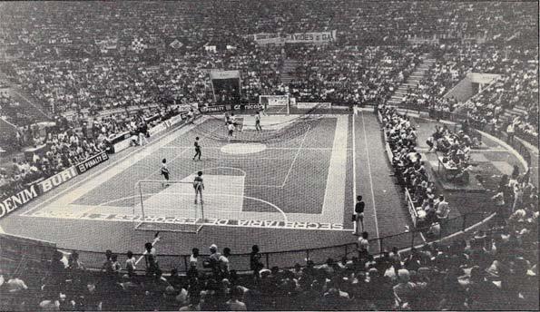 AstorgasAlex's tweet photo. #wewantourfutsalback 
#QueremosNuestroFutsalDeVuelta https://t.co/NjMq9Ut4uv
