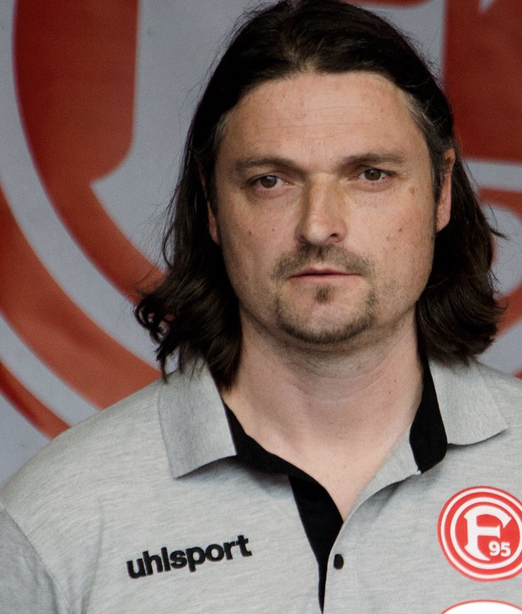 Vielleicht sind das auch nur Lockgesänge für einen neuen Sportvorstand. #Relegation #Heidenheim