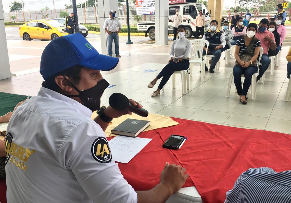 Larry_vite's tweet photo. #SantaRosaDigital 📶
¡ Santa Rosa da la bienvenida a la aplicación mundial MOOVIT !
Nuestro cantón se convierte en el primero de la provincia de El Oro y el sexto a nivel nacional en contar con una app destinada a la gestión oportuna de la movilidad de transporte público. https://t.co/vYpf2Fkaje