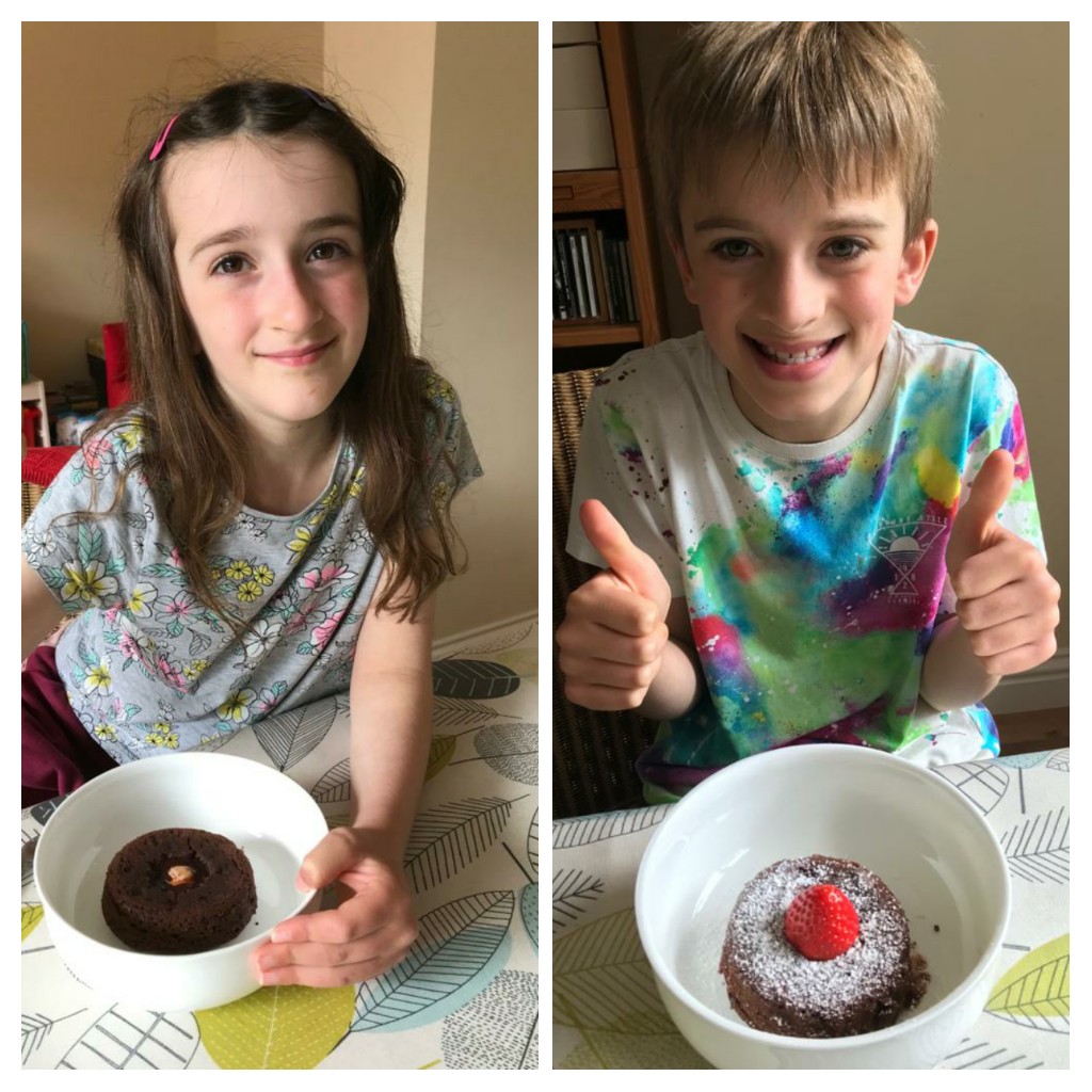 snappy_coder's tweet photo. @LanchesterEP Molten Lava Chocolate Cakes delicious and gooey inside! https://t.co/OFsCSHdoFr